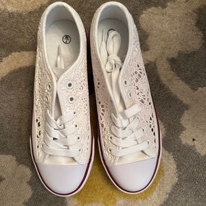 ZGR White Canvas Mesh Knitted Sneakers